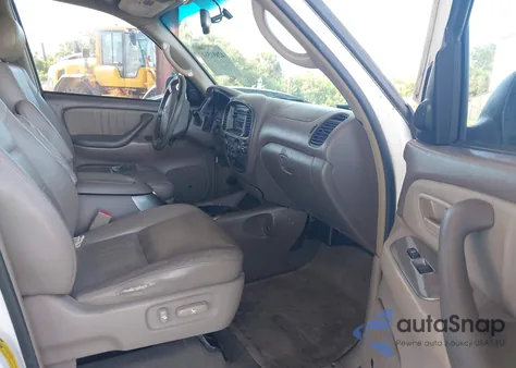 2005 Toyota Sequoia Limited V8 from USA, damaged, VIN 5TDZT38A25S242760